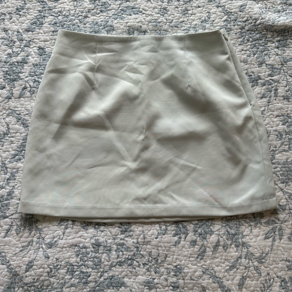 Forever 21 mini skirt